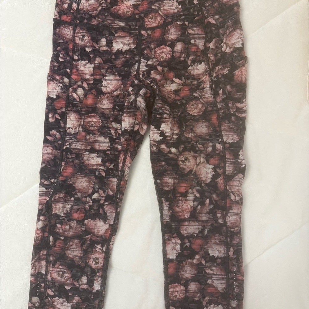 lululemon athletica Floral Print Leggings - Black and Pink